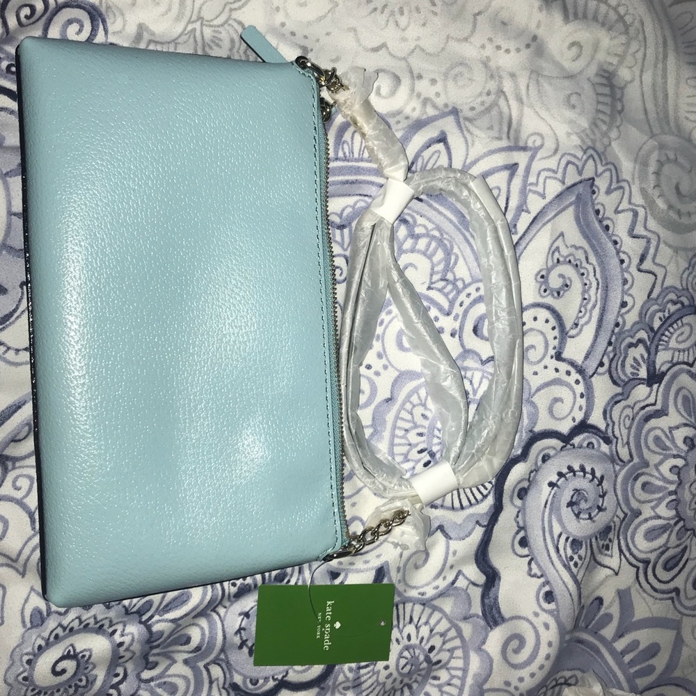 Kate Spade Wellesley Declan Classic Leather Purse - Picture 3 of 6